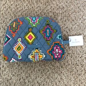 Brand New Vera Bradley Medium Zip Cosmetic Bag